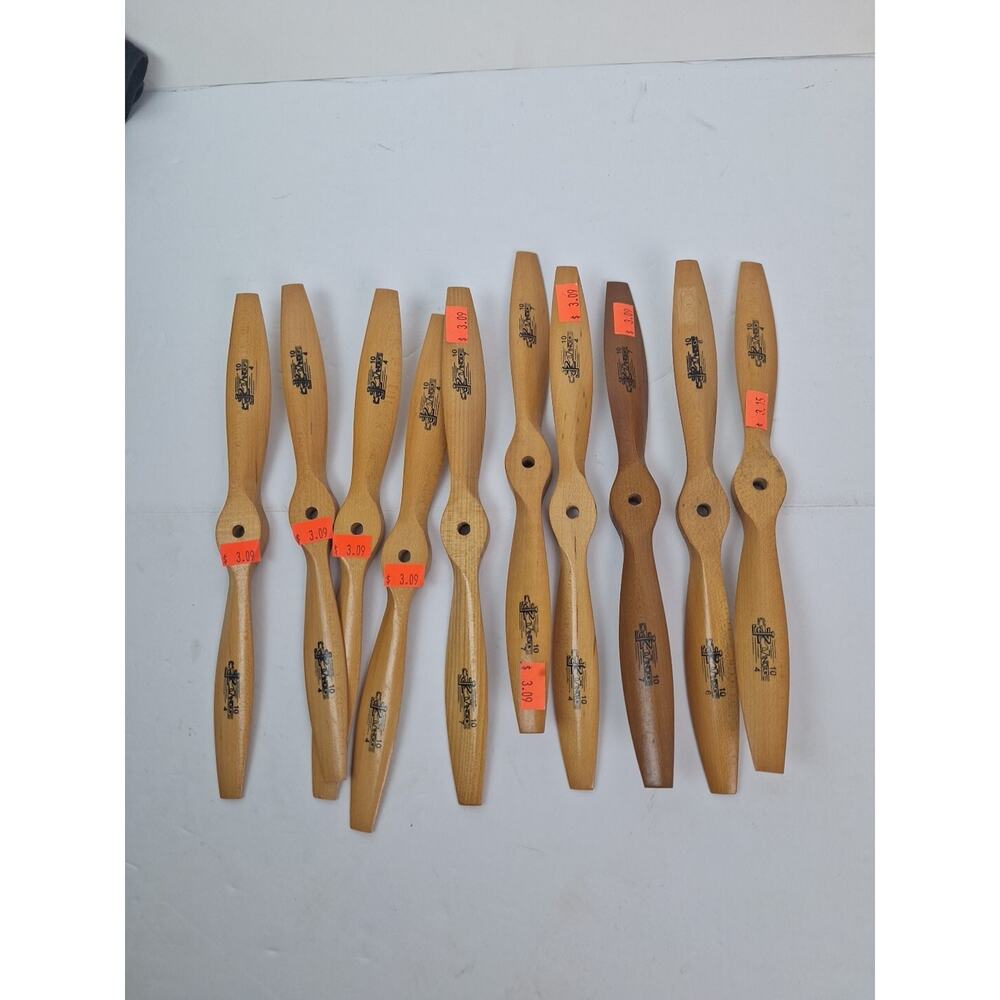 Lot of 10 - JZ Zinger Wooden Propellers 10 x 4(6), 10 x 6(1) & 10 x 7(3) NOS